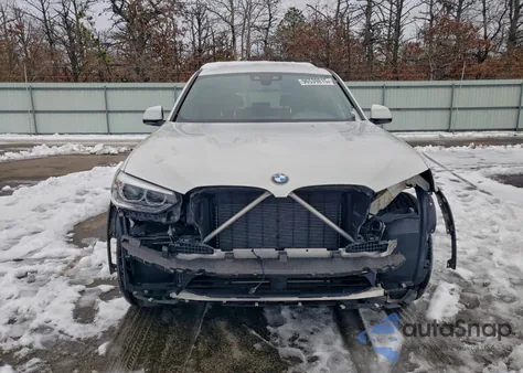 2021 BMW X3 xDrive30I z USA, uszkodzony, nr VIN 5UXTY5C0XM9G42873